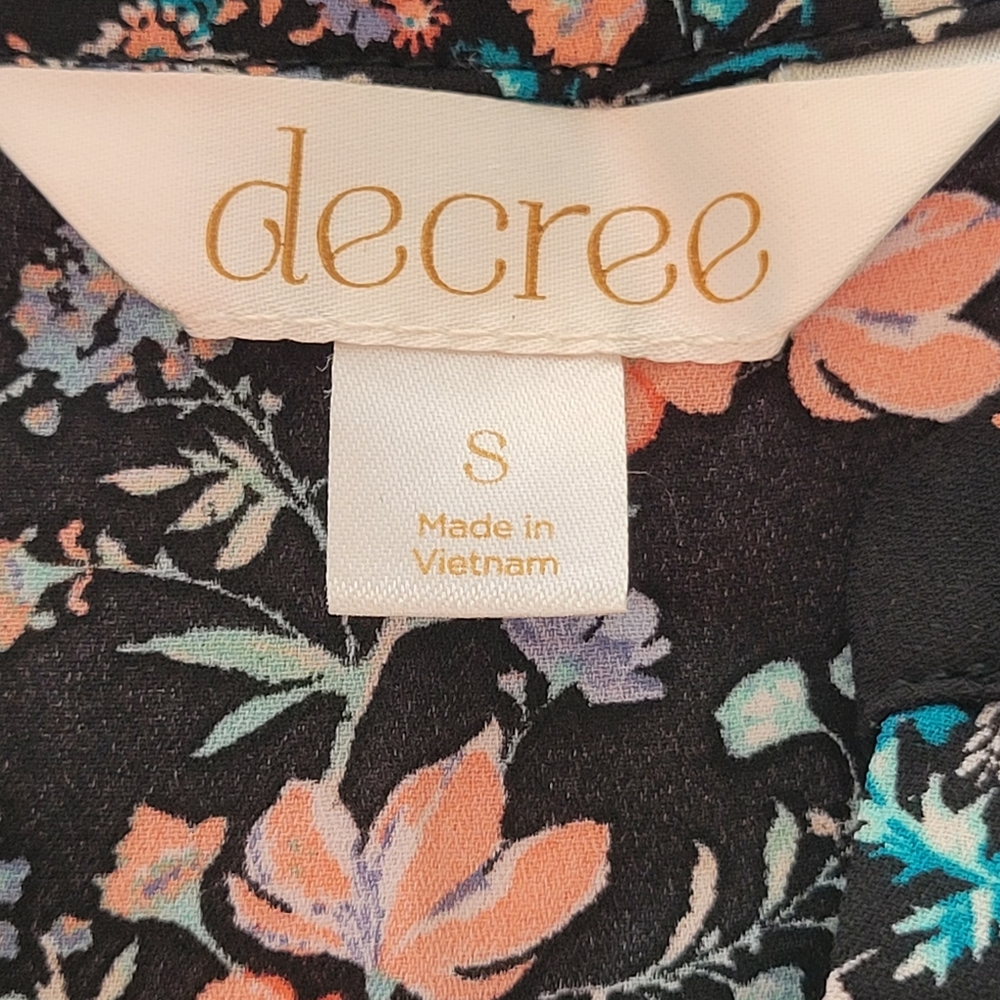 NWOT decree women's size S - Picture 8 of 11
